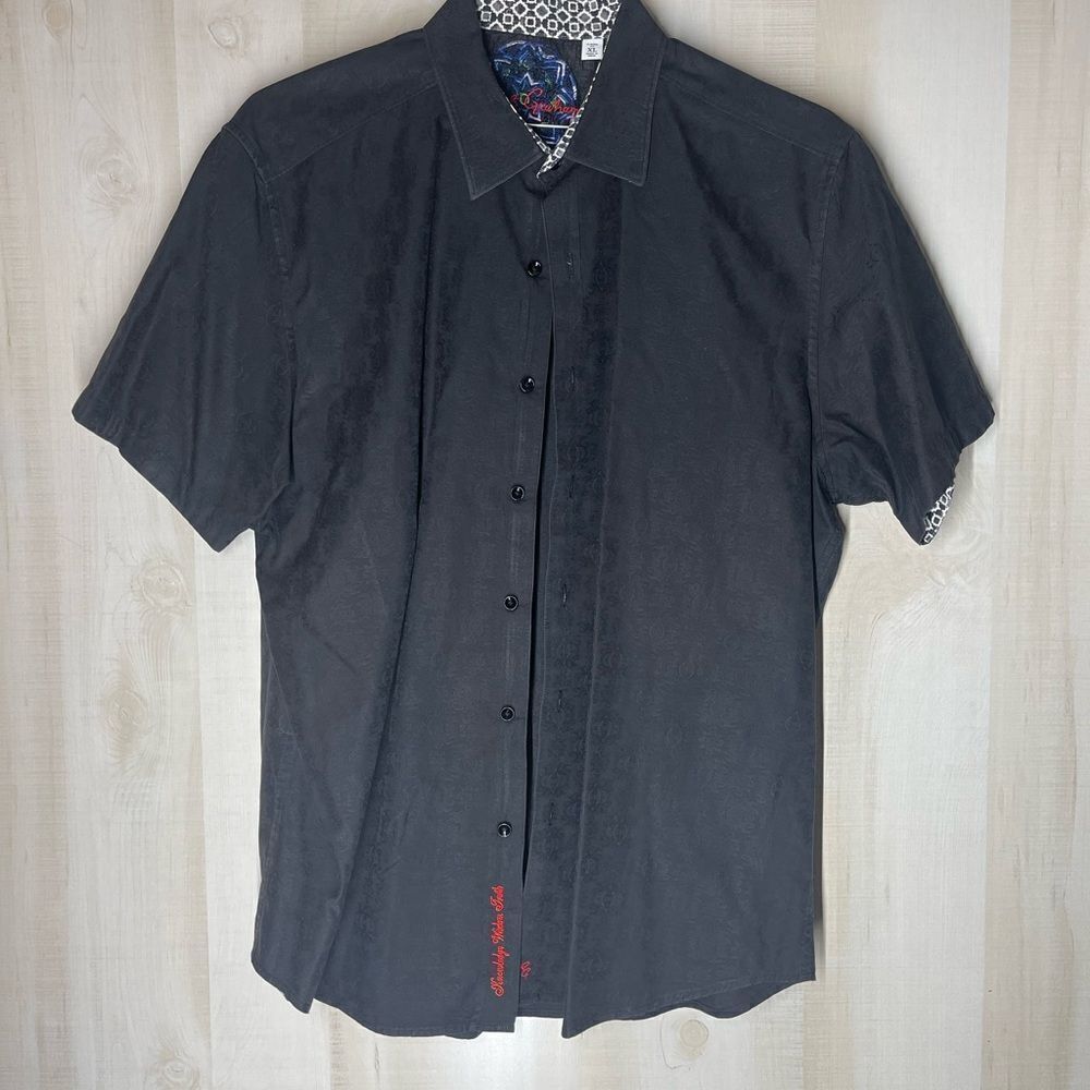 Robert Graham black short sleeve button front shirt, size XL‎ classic fit